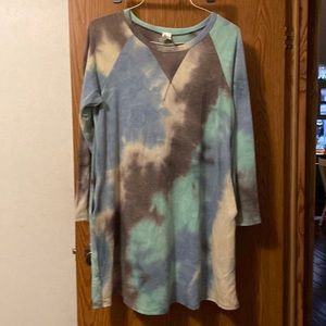 New never worn Now N Forever Tye Dye Long Sleeve Dress with pockets. Size L